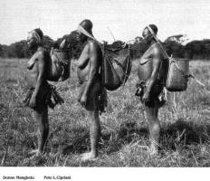 Mangbetu: donne