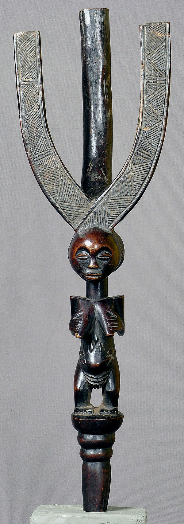 LUBA Hemba: portafrecce. h cm 63