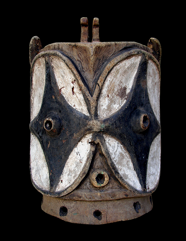 BEMBE (WA-BEMBE) - R. D. CONGO: Maschera casco Janus  "Alunga" o "Kalunga" o "Echwaboka" 